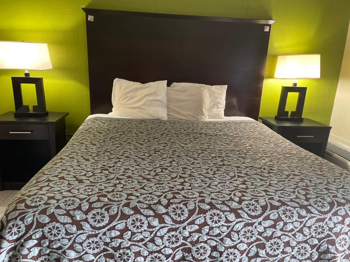 Regency Inn Perry Extérieur photo